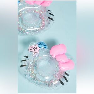 Hello kitty 2pk pool float for drinks